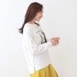 シューラルー(SHOO・LA・RUE)の【洗える/S-LL】一枚でもレイヤードでも グラフィック長袖Tシャツ2