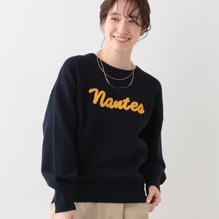 シューラルー(SHOO・LA・RUE)の【洗える/S-LL/ちくちくしにくい】ロゴ入りスウェットライクニット ニット/セーター