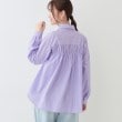 シューラルー(SHOO・LA・RUE)の【洗える】バックギャザーがポイント 綿ワッシャー前開きシャツ ラベンダー(380)