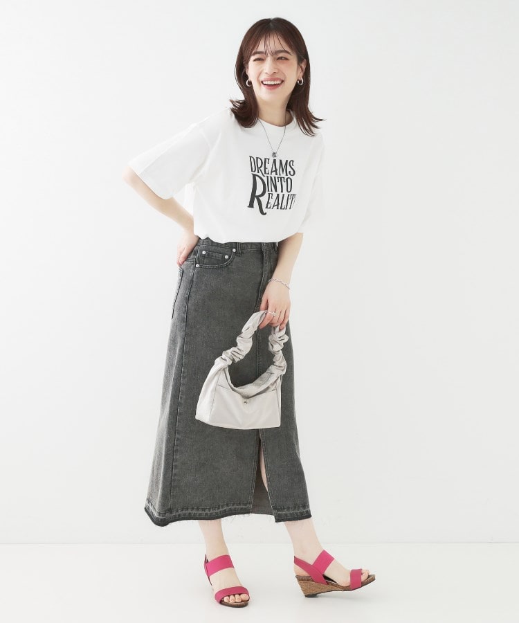シューラルー(SHOO・LA・RUE)の【選べる4柄】コットンプリントロゴTシャツ44