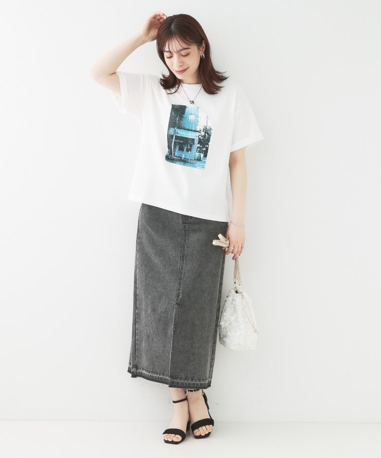 シューラルー(SHOO・LA・RUE)の【選べる4柄】コットンプリントロゴTシャツ44