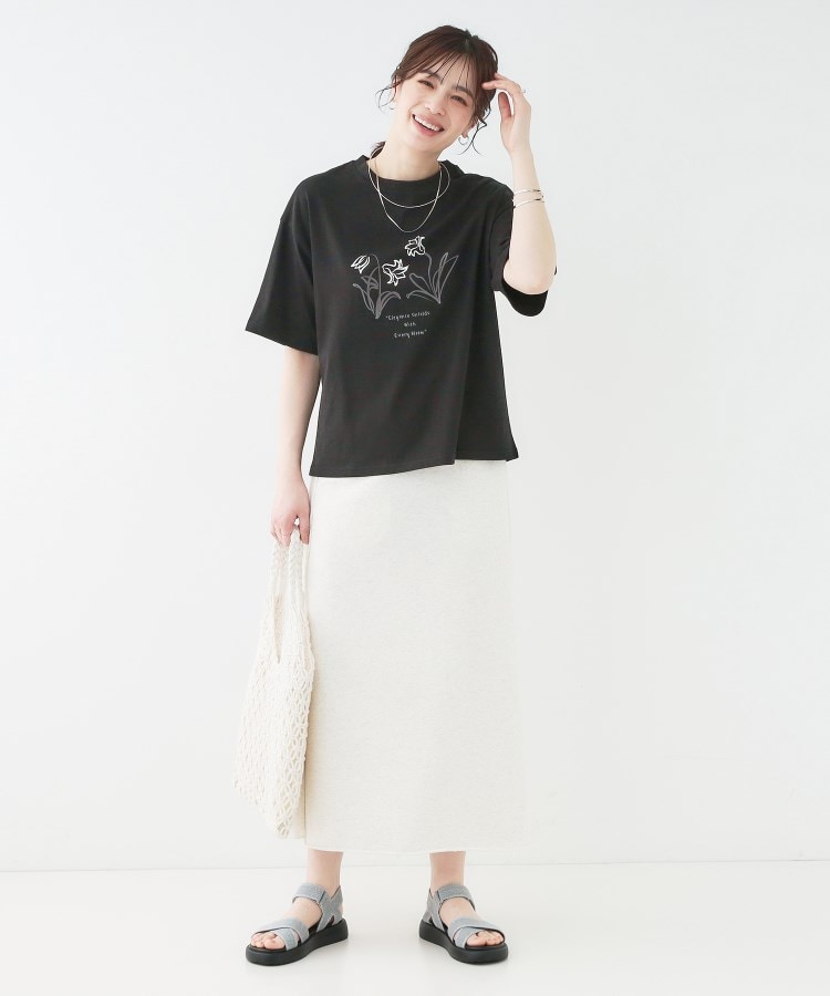シューラルー(SHOO・LA・RUE)の【選べる4柄】コットンプリントロゴTシャツ45