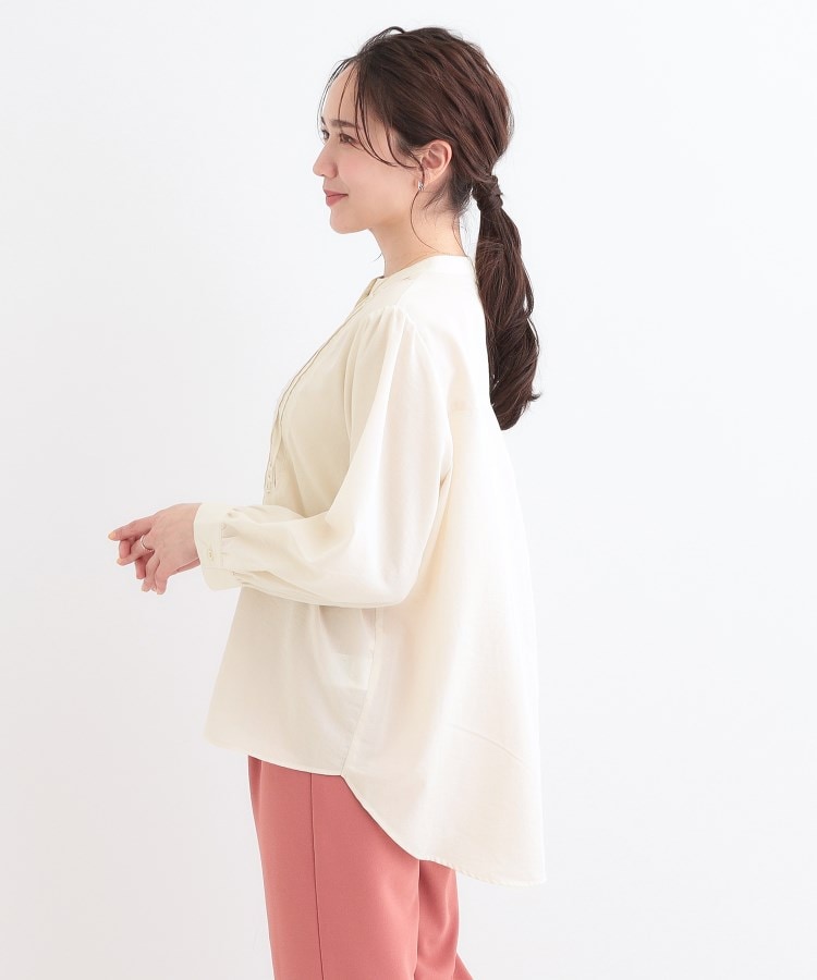 シューラルー(SHOO・LA・RUE)の【S-LL】お顔周りを華やかに おりがみタックブラウス2