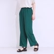シューラルー(SHOO・LA・RUE)の【洗える/接触冷感/UV/SS-3L】さらさらぷるんワイドパンツ グリーン(022)