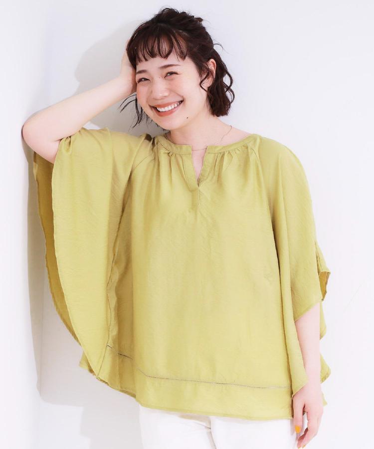 シューラルー(SHOO・LA・RUE)の【洗える/S-LL/接触冷感】涼しく体型カバー お袖フレア ドレープブラウス33