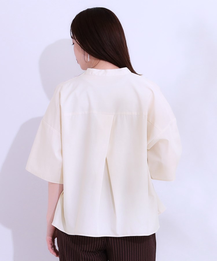 シューラルー(SHOO・LA・RUE)の【洗える/5分袖】インせず着られるショートシャツ10