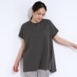 シューラルー(SHOO・LA・RUE)の【洗える/S-LL/ひんやり/UV】汗をかいても気になりにくい スリットトップス11