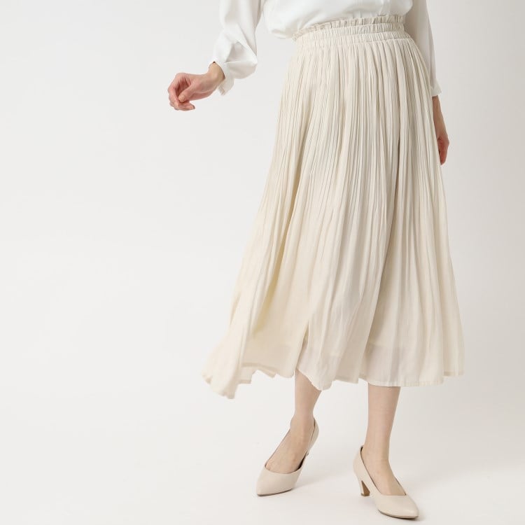 シューラルー(SHOO・LA・RUE)のサテンプリーツスカート