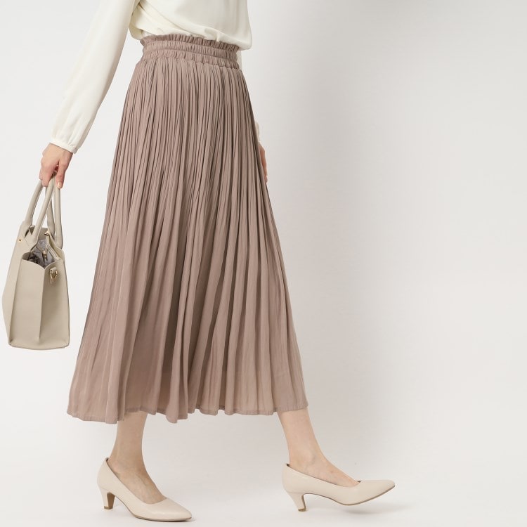 シューラルー(SHOO・LA・RUE)のサテンプリーツスカート マキシ・ロングスカート
