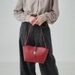 シューラルー(SHOO・LA・RUE)のオンにもオフにも 飾り金具ショルダーバッグ11