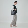 シューラルー(SHOO・LA・RUE)のプレゼントにも フロント切り替えショルダーバッグ15