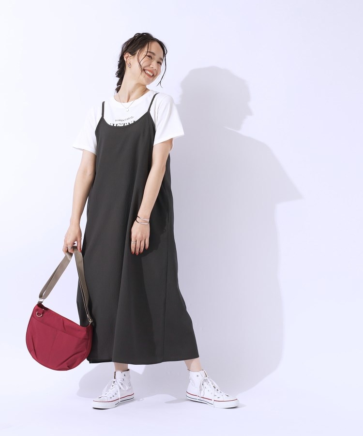 シューラルー(SHOO・LA・RUE)の【撥水】フロントポケットハーフムーンショルダー23