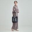 シューラルー(SHOO・LA・RUE)の大人の高見え つまみハンドル ポケットトートバッグ16