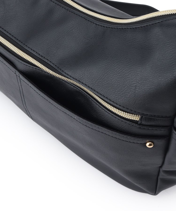横長だから荷物の出し入れがしやすい サイドポケット ショルダー 横長だから荷物の出し入れがしやすい サイドポケット ショルダー