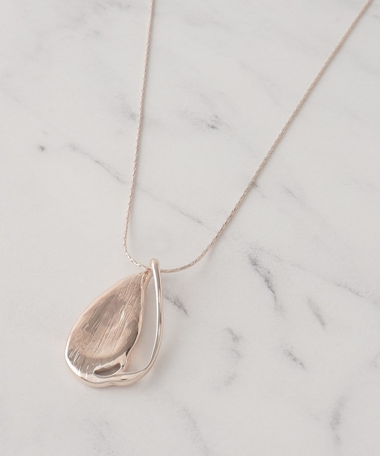シューラルー(SHOO・LA・RUE)のエポドロップネックレス3