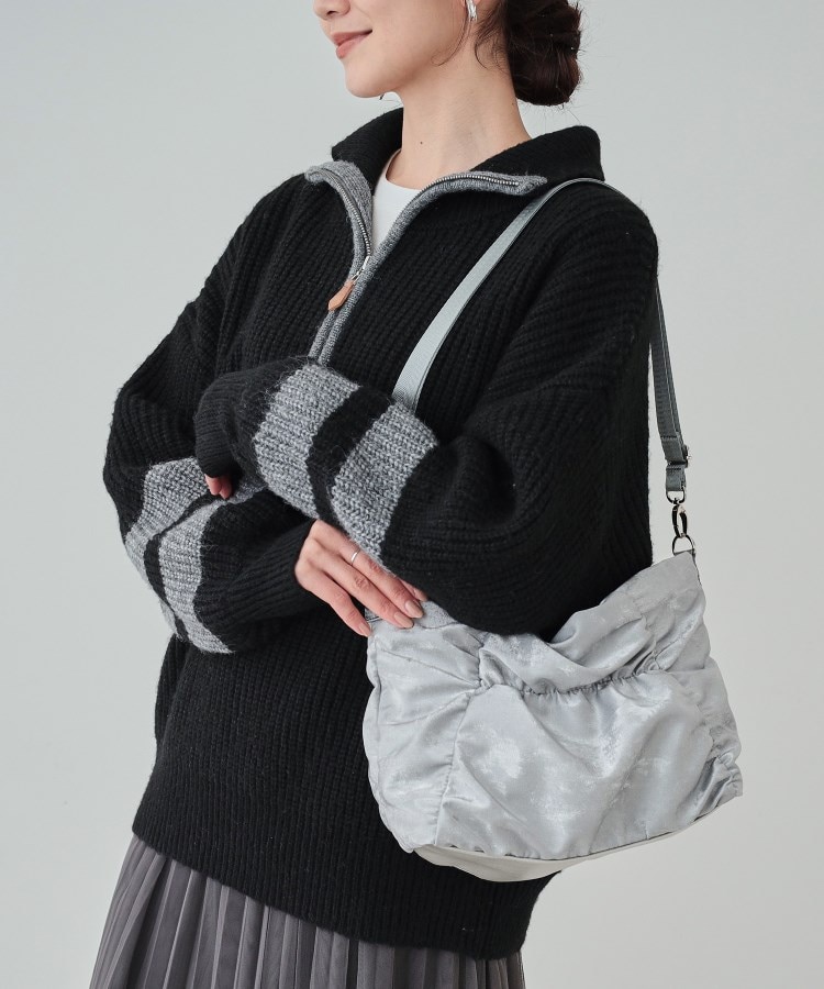 シューラルー(SHOO・LA・RUE)の【2WAY】シャイニーくしゅくしゅトートバッグ17