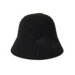 シューラルー(SHOO・LA・RUE)のバックスリットリボン付ベル型ニット帽 ブラック(019)