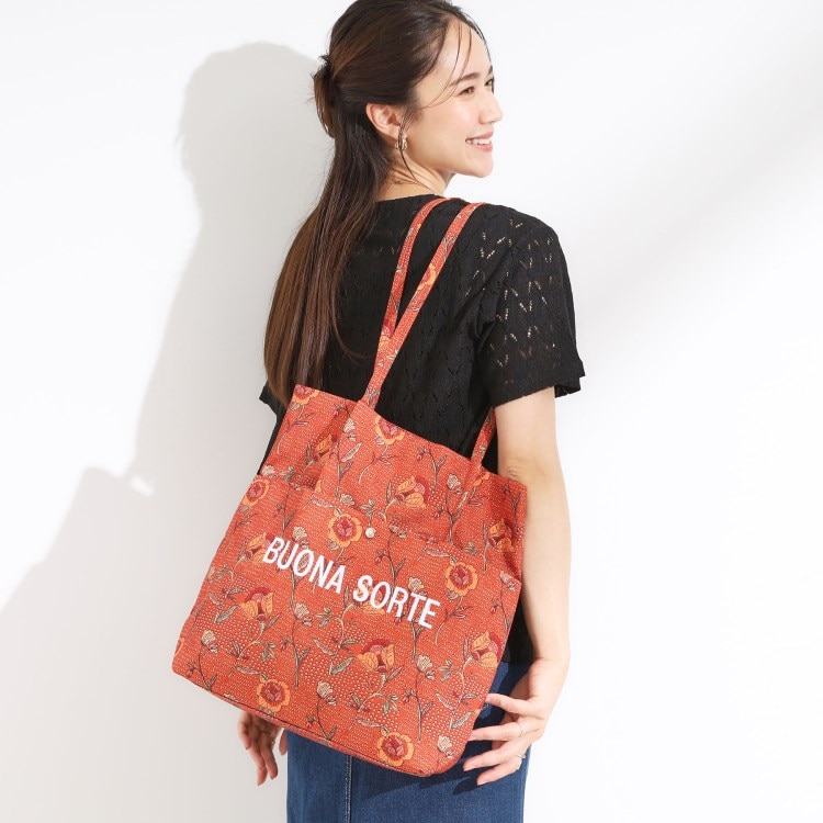 シューラルー(SHOO・LA・RUE)のラタプリントトートバッグ トートバッグ