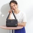 シューラルー(SHOO・LA・RUE)の【Lee別注／撥水】2層ショルダーバッグ3