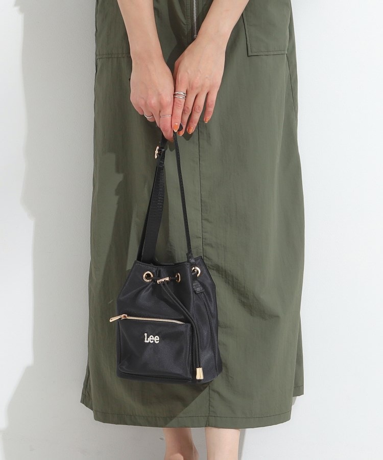 シューラルー(SHOO・LA・RUE)の【Lee別注／撥水】巾着ショルダーバッグ3