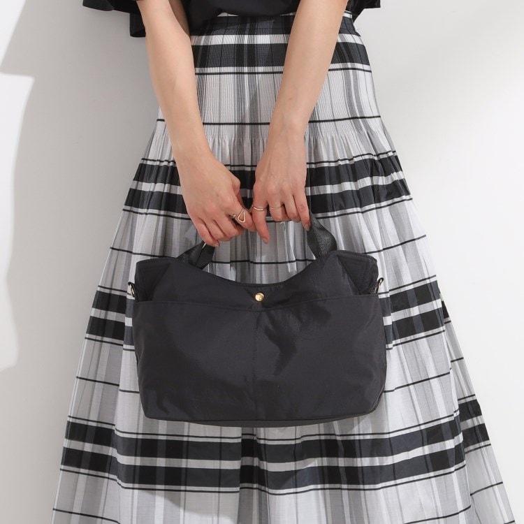 シューラルー(SHOO・LA・RUE)の【撥水】2WAY口元くったりトートバッグ トートバッグ