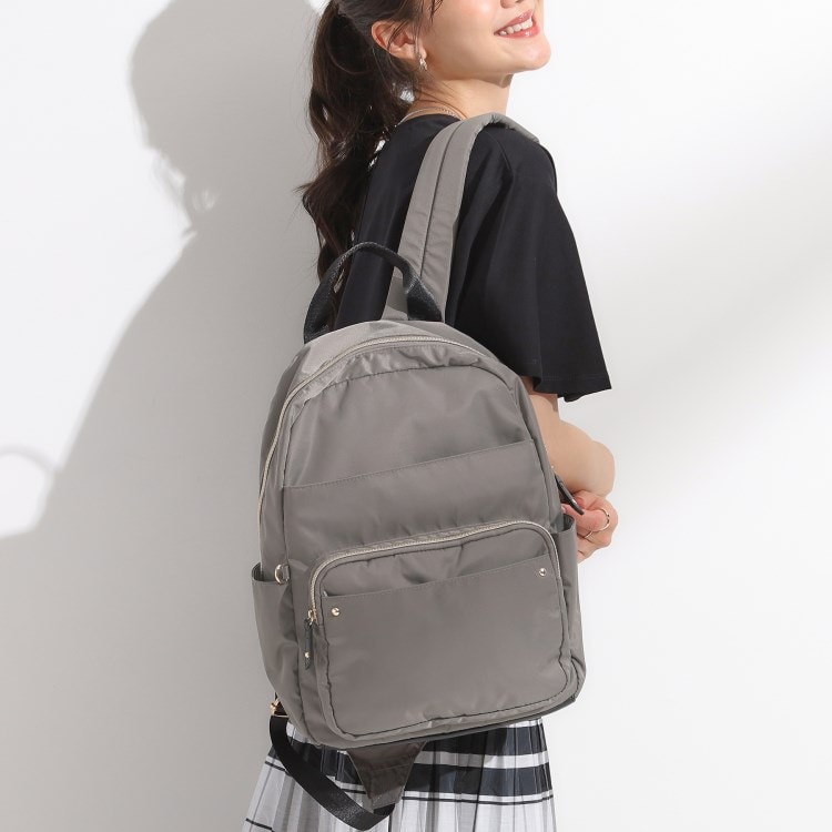 シューラルー(SHOO・LA・RUE)の【撥水】整理整頓できちゃうリュック【低反発ショルダー】 リュック