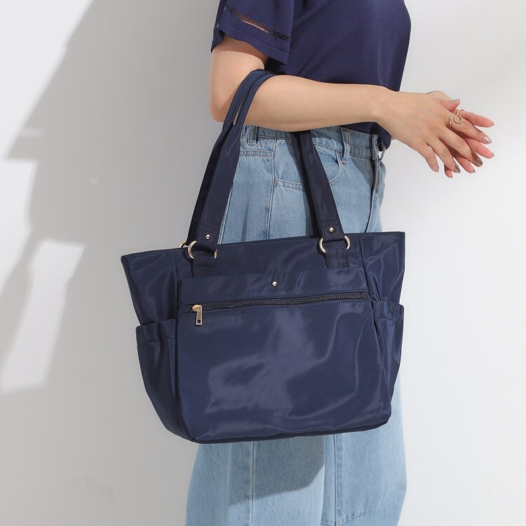 シューラルー(SHOO・LA・RUE)の【撥水】整理整頓できちゃうトートバッグ トートバッグ
