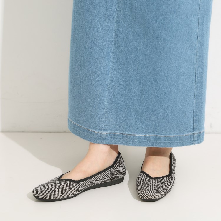 シューラルー(SHOO・LA・RUE)の洗えてさらさらニットパンプス パンプス