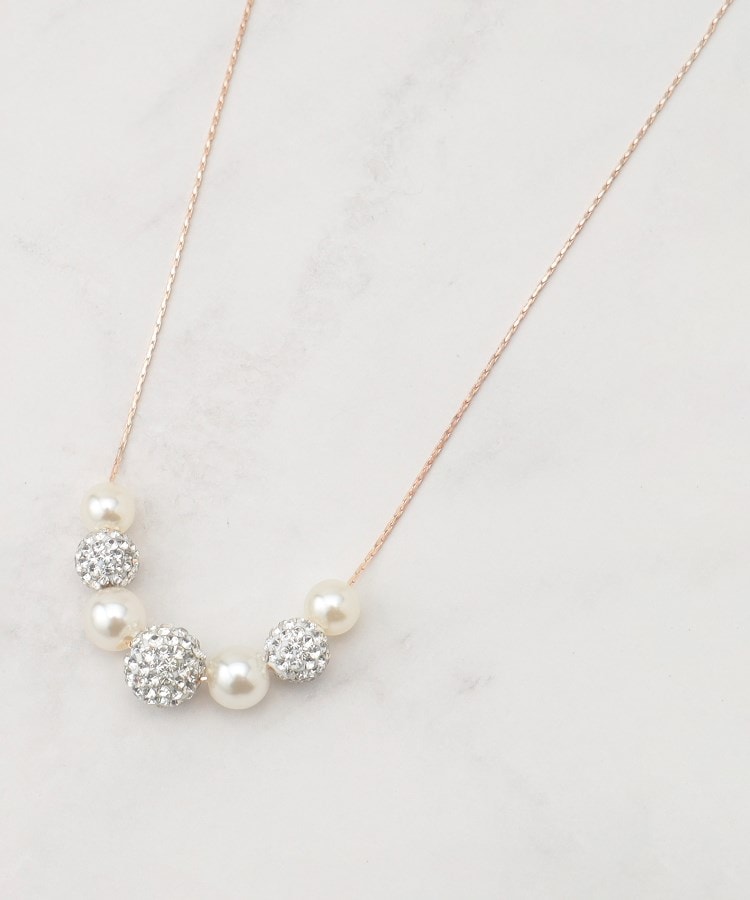 シューラルー(SHOO・LA・RUE)の【セレモニー】ポイントパヴェボールネックレス1