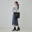 シューラルー(SHOO・LA・RUE)のオイルレザー風つまみハンドルトート15