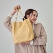 シューラルー(SHOO・LA・RUE)のオイルレザー風つまみハンドルトート18