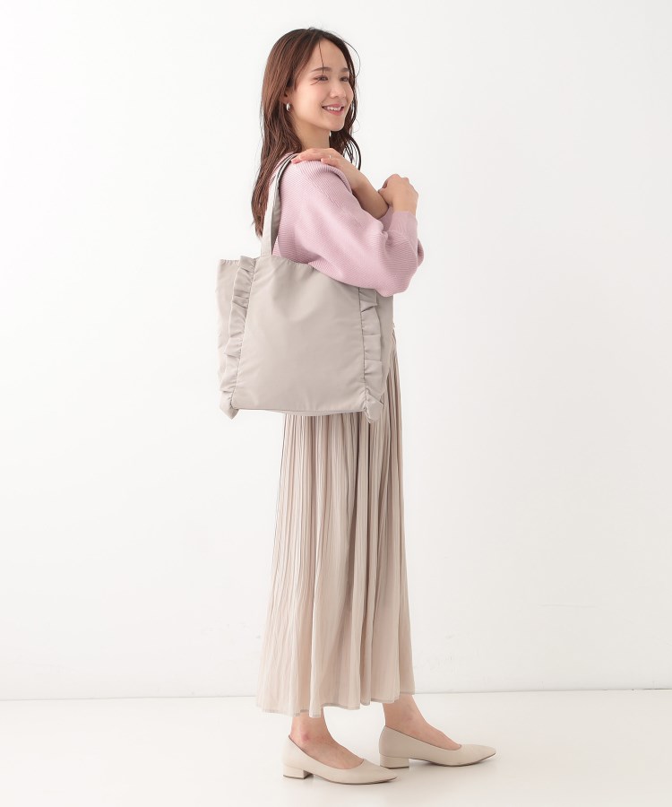 シューラルー(SHOO・LA・RUE)のフリルトートバッグ4