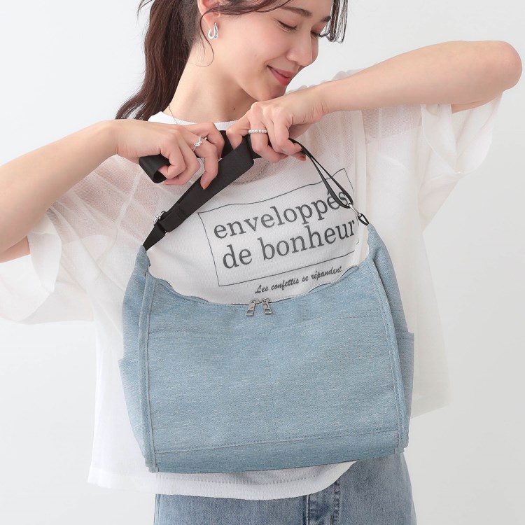 シューラルー(SHOO・LA・RUE)の【撥水】フロントポケットミドルショルダー ショルダーバッグ