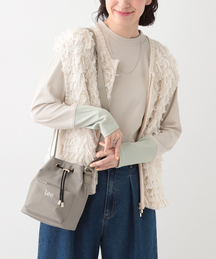 シューラルー(SHOO・LA・RUE)の【Lee別注】巾着ショルダーバッグ1