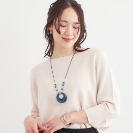 シューラルー(SHOO・LA・RUE)のラメ入り月の輪ネックレス