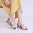 シューラルー(SHOO・LA・RUE)の片手ではけるサンダル シューダル 25SS6