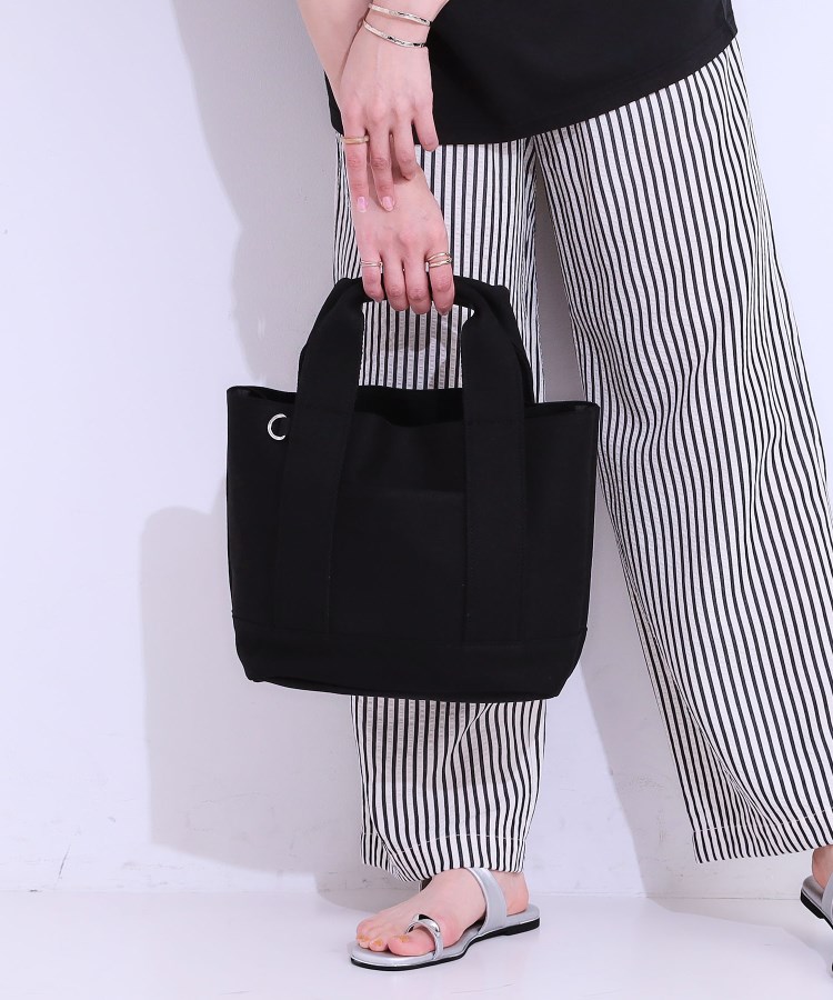 シューラルー(SHOO・LA・RUE)の【2WAY】キャンバストートバッグ3