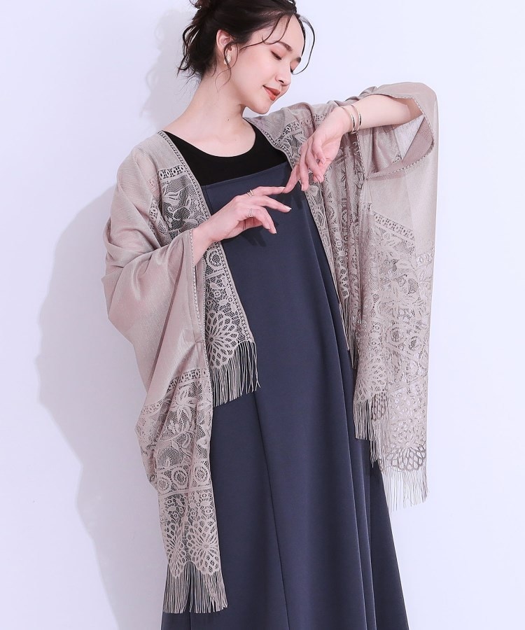シューラルー(SHOO・LA・RUE)の花柄レースポンチョ グレージュ(050)