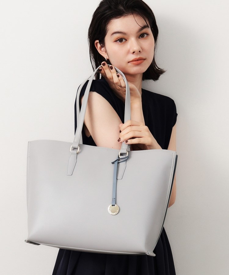 S.フェラガモ エコバッグ パープル 折りたたみ さらっ S.フェラガモ エコバッグ パープル 折りたたみ さらっ