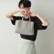 オペークドットクリップ(OPAQUE.CLIP)の【人間工学/2WAY】シュリンクミドルトートバッグ11
