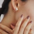 オペークドットクリップ(OPAQUE.CLIP)のガラスパールイヤリング4