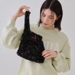 オペークドットクリップ(OPAQUE.CLIP)の【ハート型カラビナ付】スパンコールハンドバッグ ブラック(019)