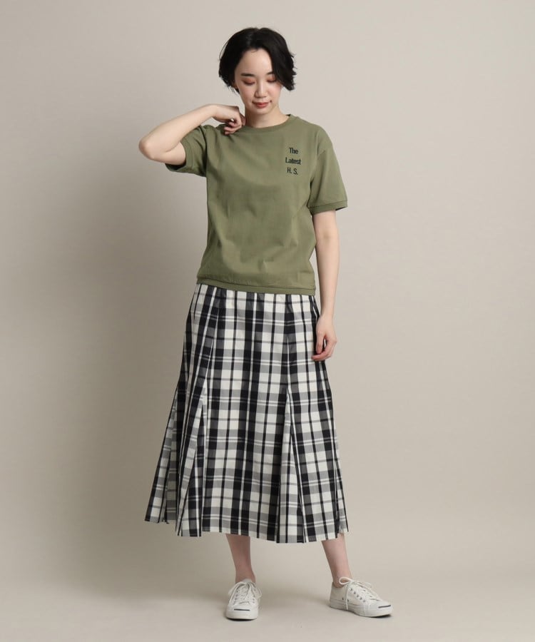 デッサン(レディース)(Dessin(Ladies))の【洗える】リブ入り刺繍Tシャツ27