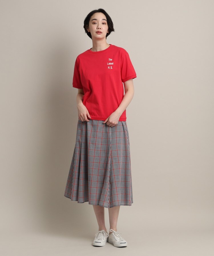 デッサン(レディース)(Dessin(Ladies))の【洗える】リブ入り刺繍Tシャツ33