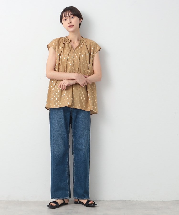 デッサン(レディース)(Dessin(Ladies))の【洗える】箔プリントフリルネックブラウス7