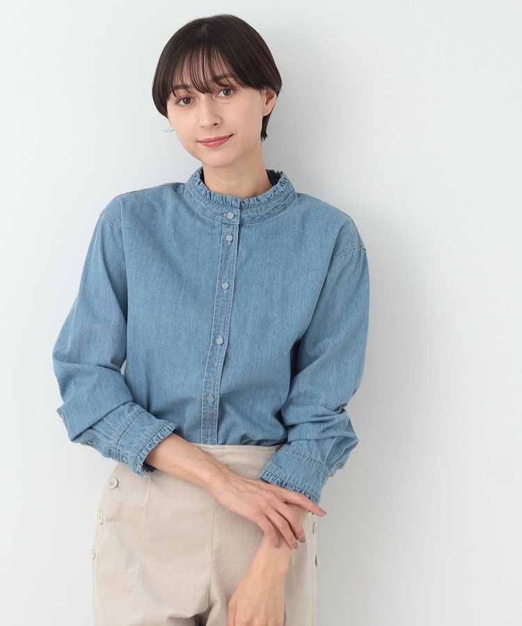 デッサン(レディース)(Dessin(Ladies))の【洗える】フリルネックデニムシャツ ブルー(091)