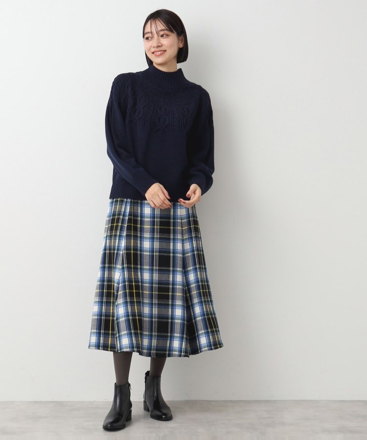 デッサン(レディース)(Dessin(Ladies))の【洗える・4サイズ展開】求心ケーブルニット（XS～L）14