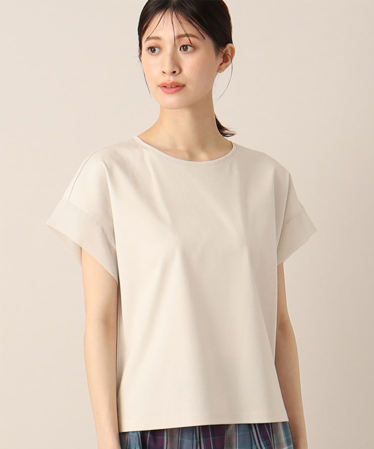 デッサン(レディース)(Dessin(Ladies))の【シリーズ累計5万枚！選べる5サイズ・洗える】美光沢カットソー＜オンにもオフにもちょうどいい＞33