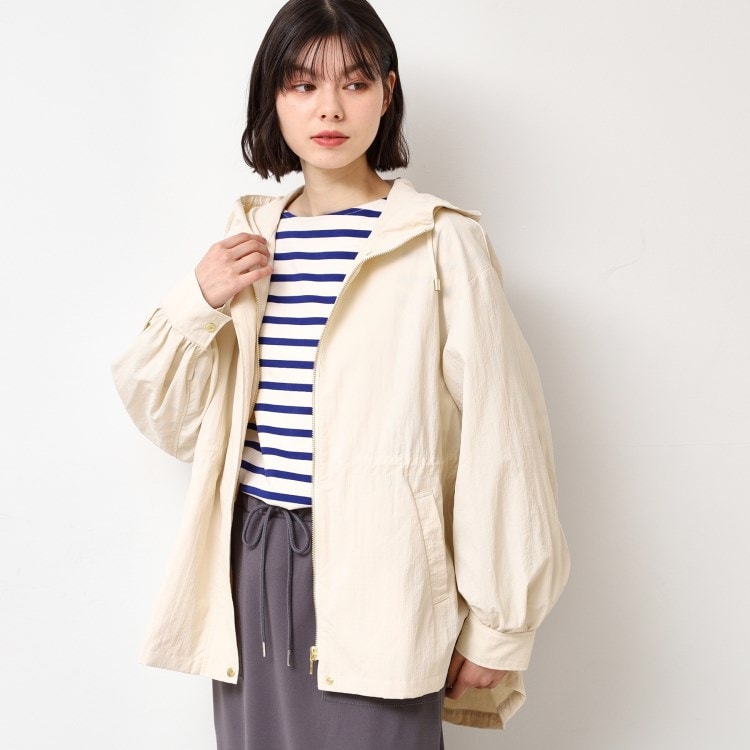 デッサン(レディース)(Dessin(Ladies))のドロストフーデットライトブルゾン（S～L） ブルゾン/ジャンバー