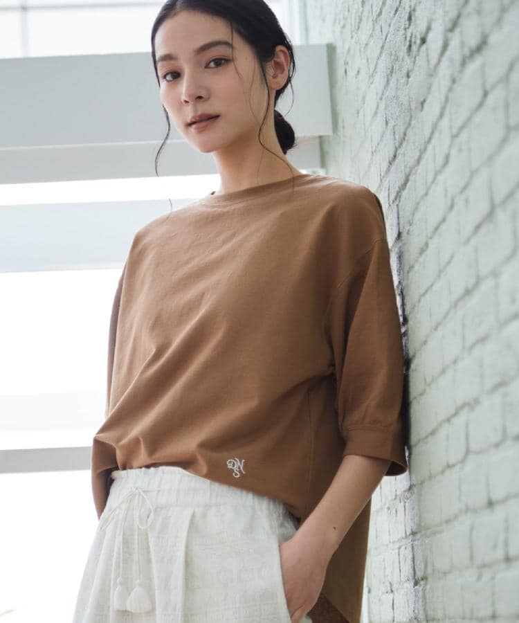 デッサン(レディース)(Dessin(Ladies))の【360度可愛い・洗える】バックヘンリーカットソー（5分袖/XS～L） キャメルブラウン(041)
